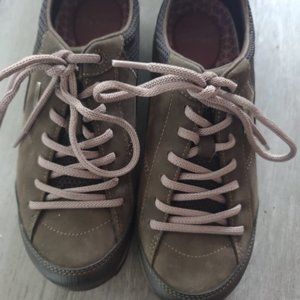 Dansko Women's Paisley Waterproof Outdoor Sneaker